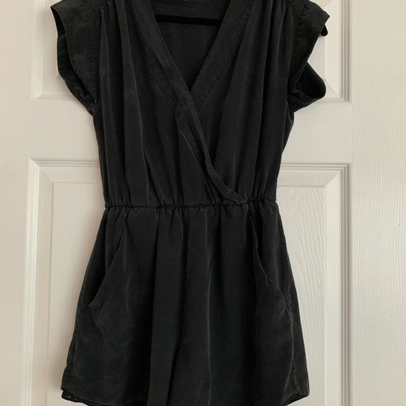 Aritzia Babaton Corbett romper - Picture 3 of 4